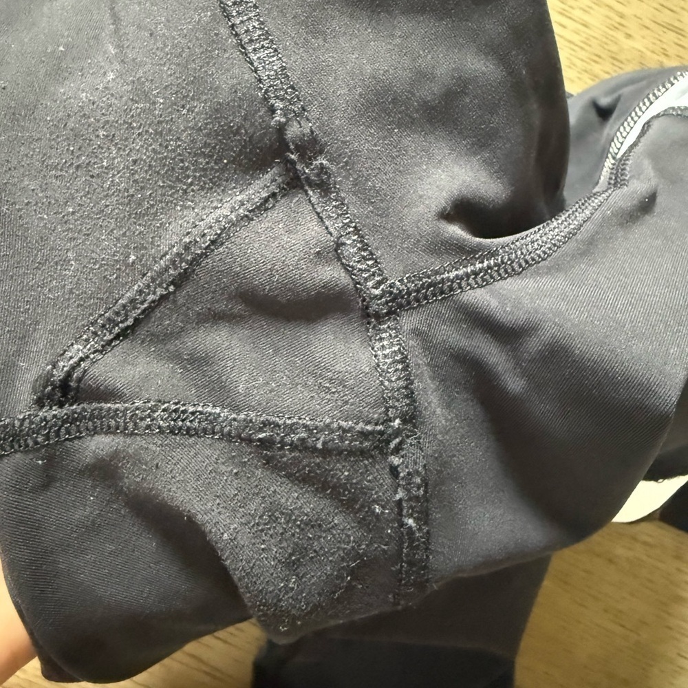 Lululemon Black and White Athletic Leggings - Picture 6 of 9